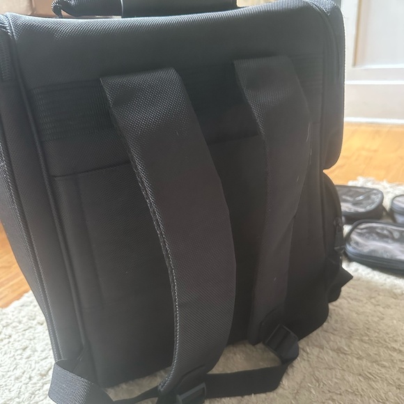 Professional Makeup Kit Backpack and 8x Product Organizers - MUA RETIREMENT SALE - Picture 8 of 11